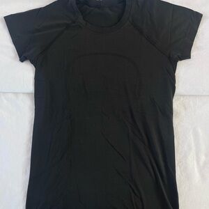 Lululemon Swiftly Tech Short Sleeve Top